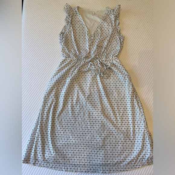 Midi GAP summer dress. Fully lined - Picture 1 of 3